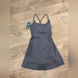 Halara Everyday Softlyzero Plush Backless 2-in-1 Flare Workout Dress. Size XS